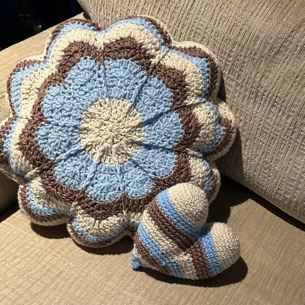 Crochet Flower and Heart Pillow Set